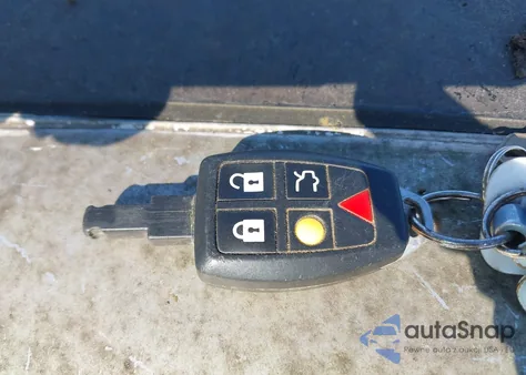 2007 Volvo S40 2.4I из США, поврежденный, VIN YV1MS382572275813